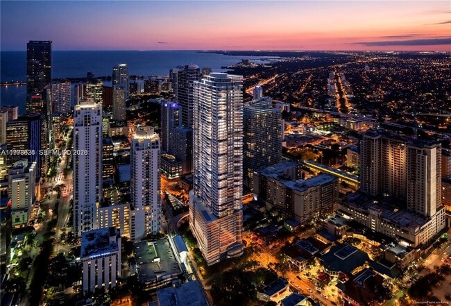 Building Photo - 1000 Brickell Plz Unit PH5503