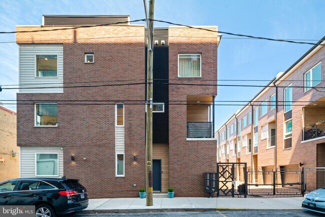 Photo - 159 E Allen St