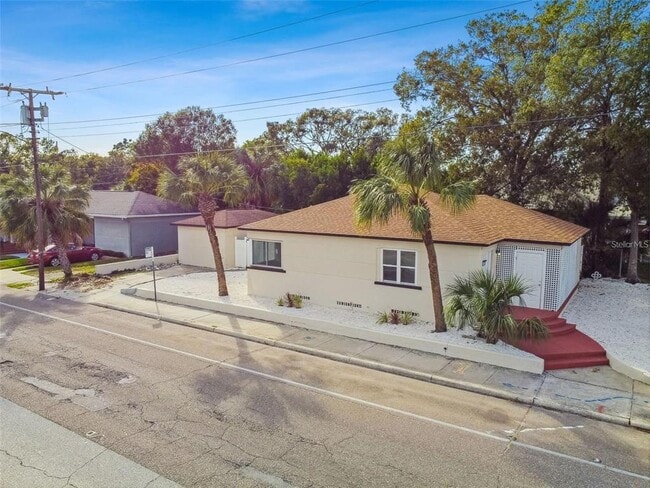 Photo - 2402 W Cypress St