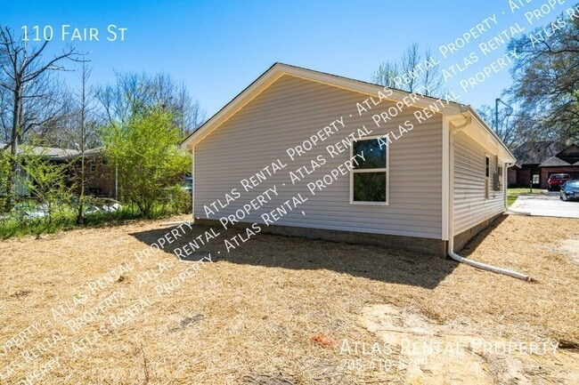 Photo - 110 Fair St