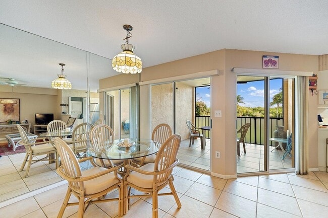 Photo - 275 Palm Ave Unit 203