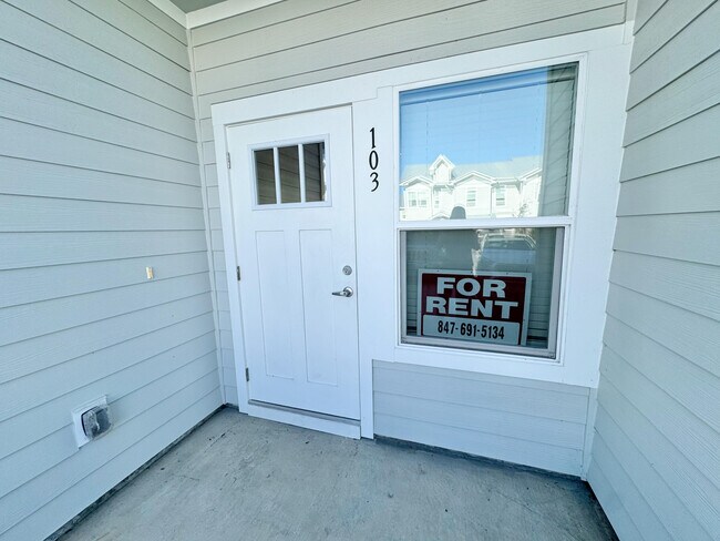 Photo - 103 Date Palm Ln