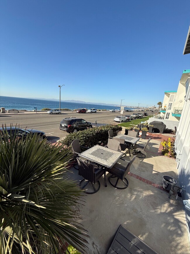 Photo - 1722 Esplanade Unidad 9