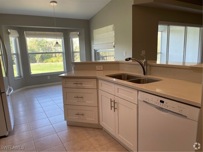 Building Photo - 2925 Cypress Trace Cir Unit 203 Rental