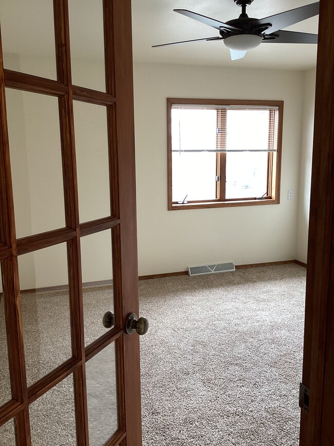 Photo - 2305 Parmenter St Unit Apt