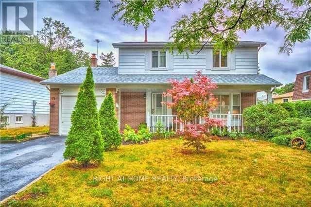 Photo - 54 Penwick Crescent