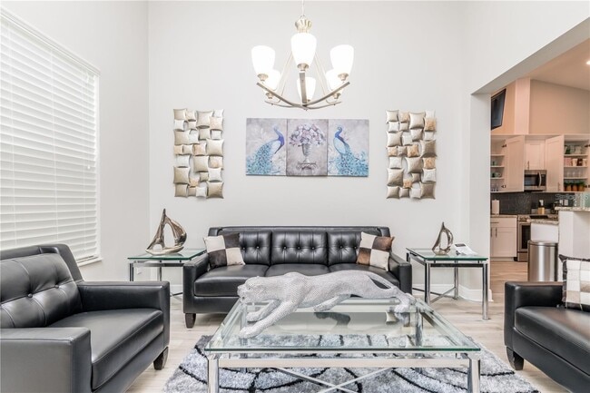 Photo - 5816 Little River Dr