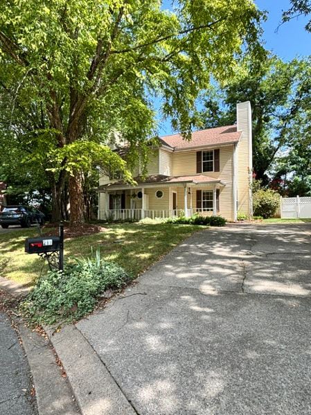 Photo - 211 Hillside Ct