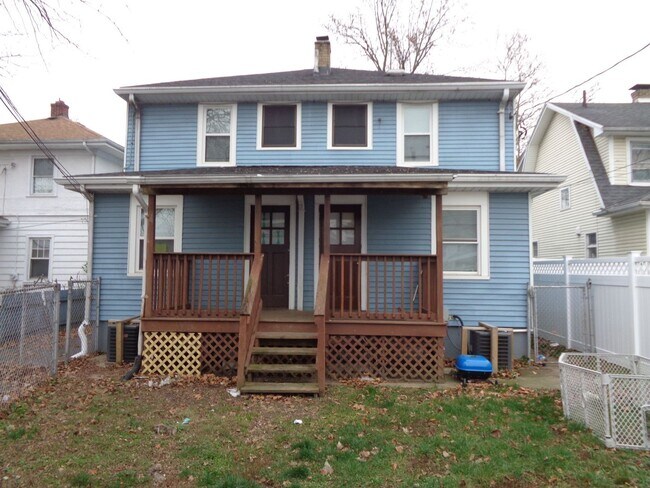 Photo - Knecht 337-339 Unit Knecht 339