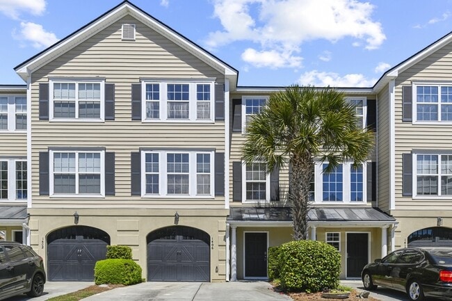 Photo - 1406 Hamlin Park Cir