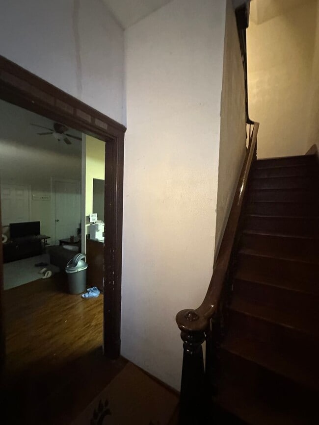 Photo - 122 E University Ave Unit 1