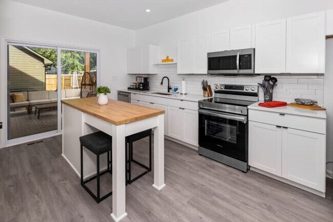 Photo - Wide Open Spaces - 3 Bedroom 1.5 Bath Half Double