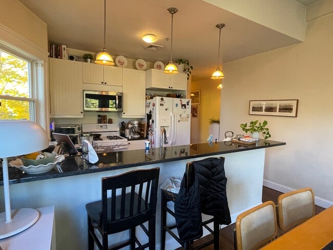 Photo - 6 Giles Park Unit 1