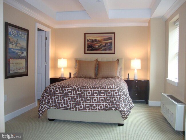 Photo - 1701 Locust St Unidad 1402