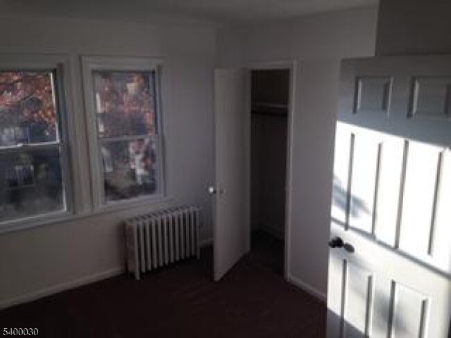 Photo - 169 Walnut St