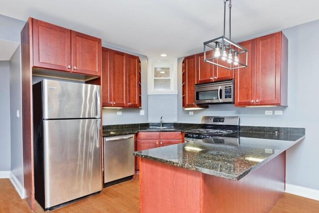 2 bedroom in Chicago IL 60640 - 2 bedroom in Chicago IL 60640 Condo Unit G