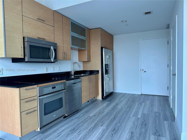 Photo - 60 SW 13th St Unit 3207