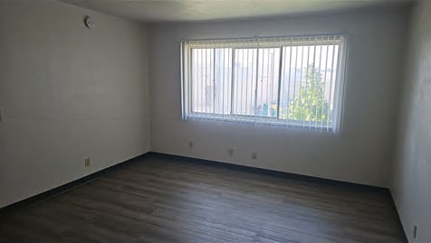 Photo - 1030 Twixt Town Rd NE Unit 3