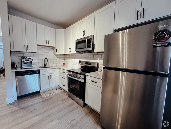 Building Photo - 1851 S 10th St Unit 2 Rental