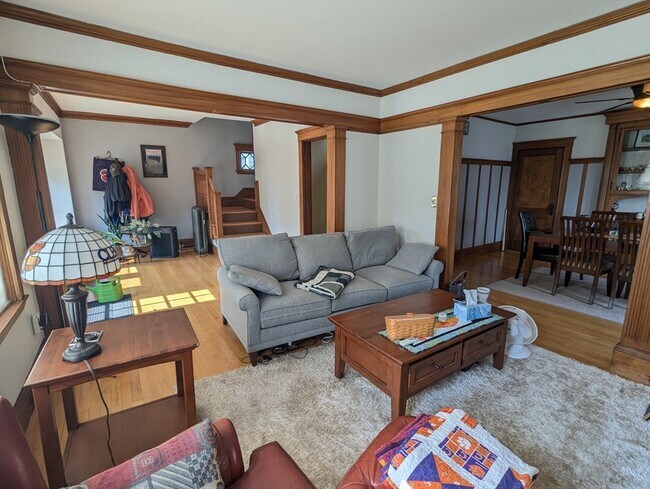 Photo - 17 Commonwealth Rd Unit 2