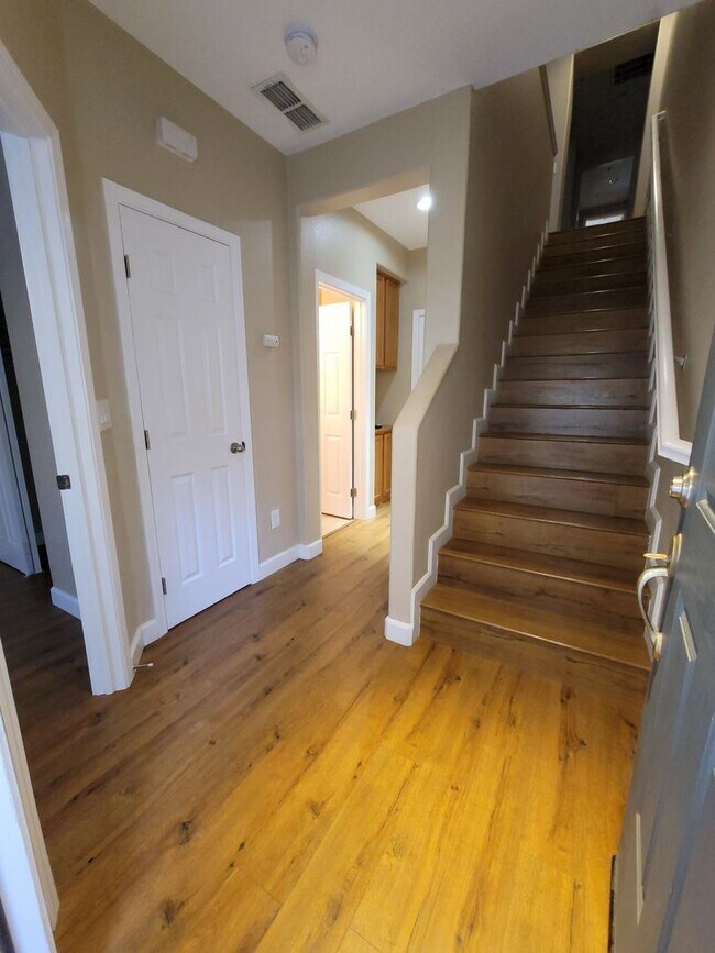 Photo - 2 br, 2 bath House - 8484 Crystal Walk Circle