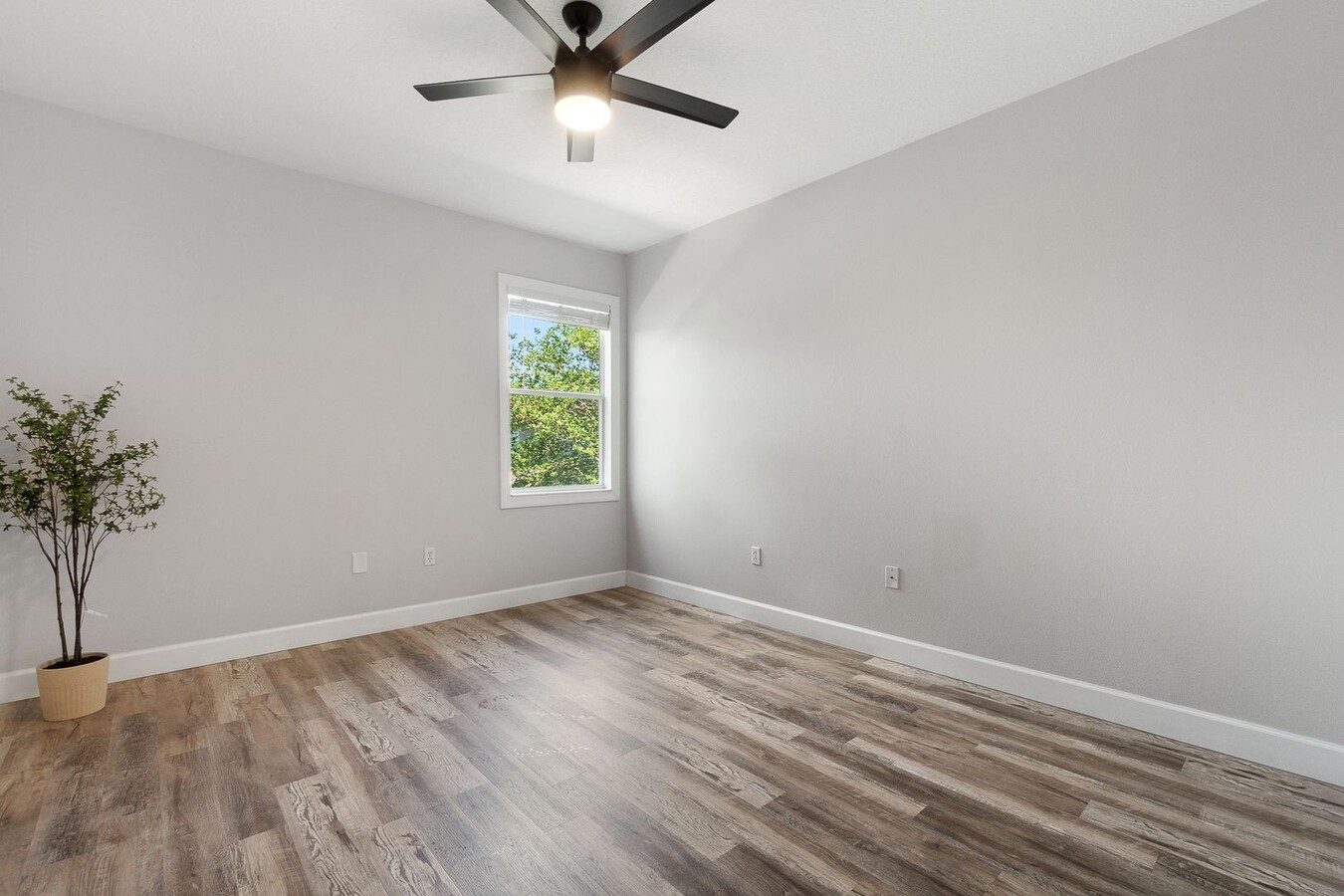 Photo - 5312 Tattinger Ln