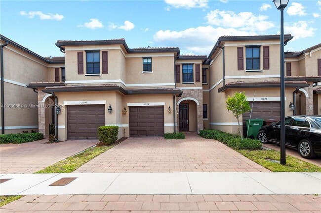 Photo - 10945 West 33rd Ct Townhome