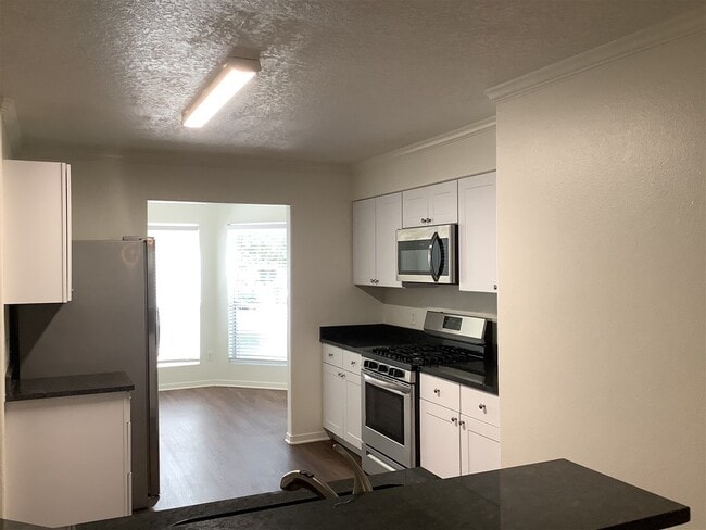 Photo - 16977 Scenic Knoll