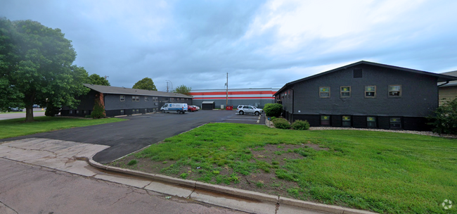 Building Photo - Jefferson Commons Rental