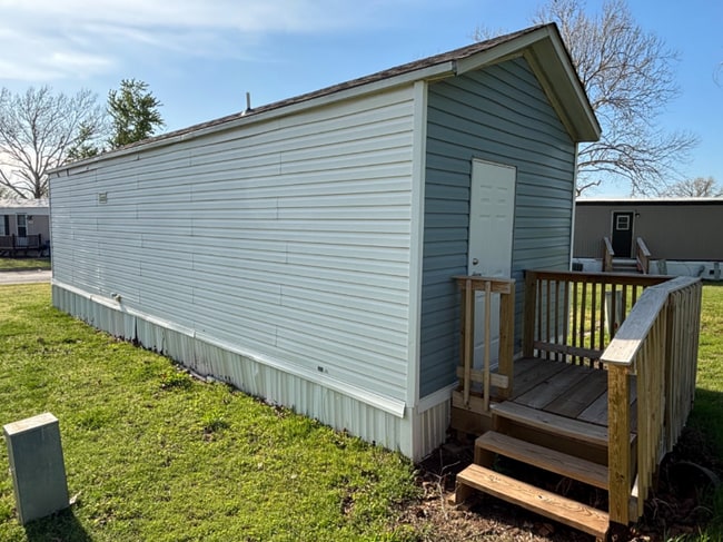 Photo - 2830 Mark Cir