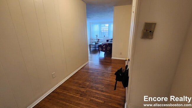 Photo - 1999 Commonwealth Ave Unit 12A