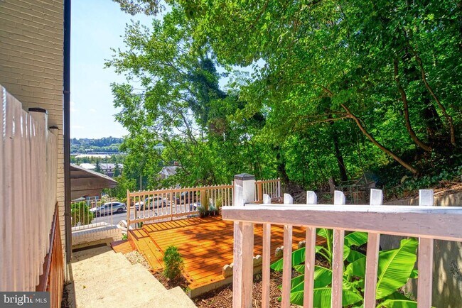 Photo - 3731 S Kemper Rd