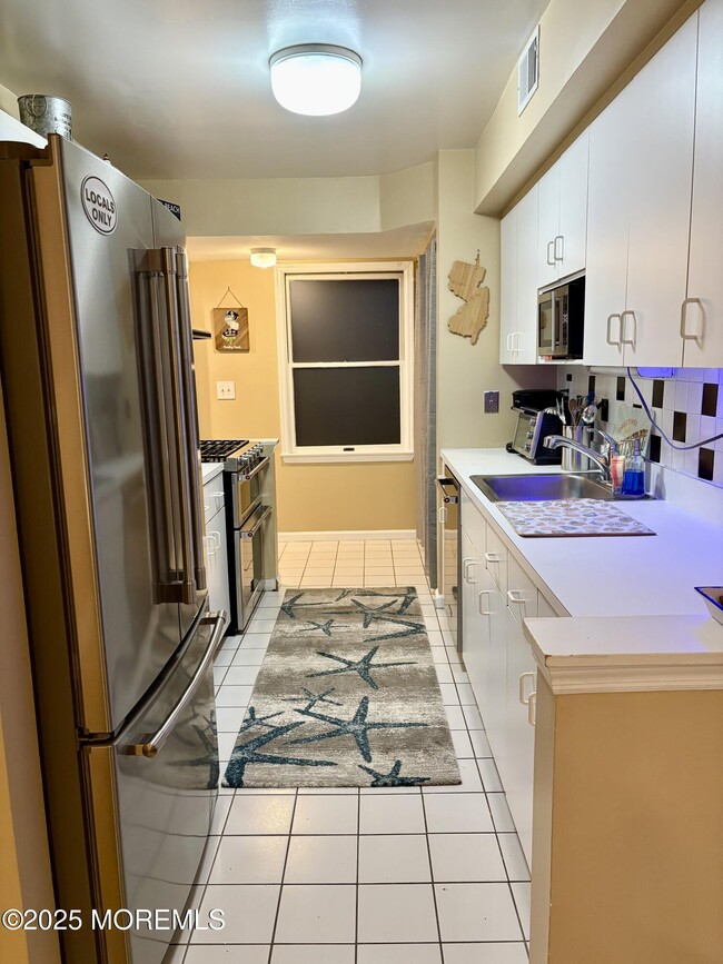 Photo - 206 Brinley Ave Unit A