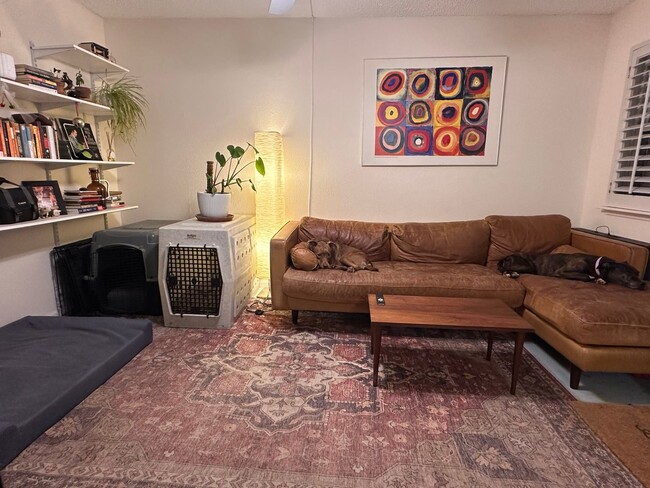 Charming 2BR Townhome in NW Houston - Charming 2BR Townhome in NW Houston