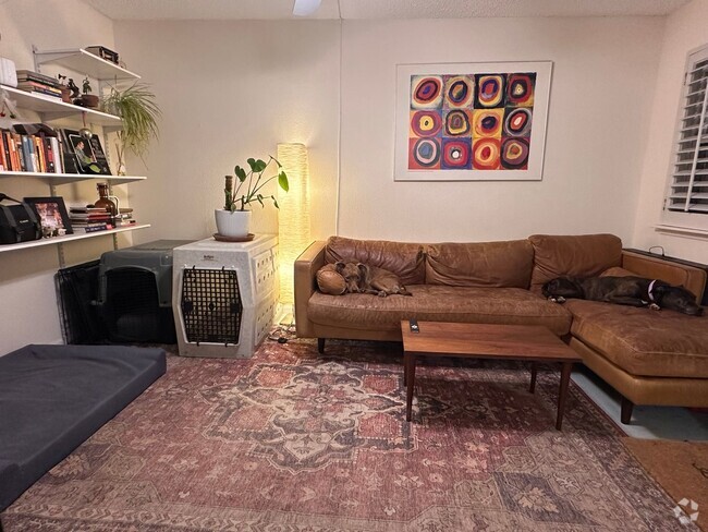 Building Photo - Charming 2BR Townhome in NW Houston