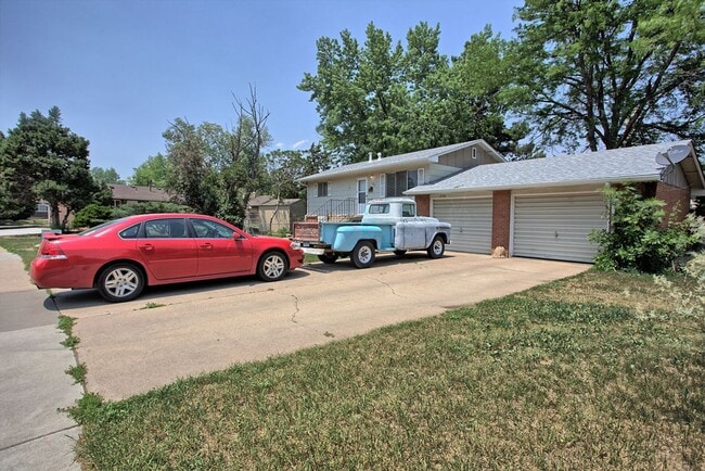 Photo - 2110 Applewood Rd Unit 2110 Applewood Rd