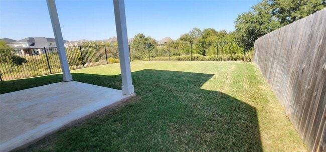Photo - 415 Los Olives Ln