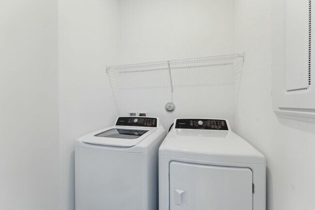 Photo - 13667 Hero Path