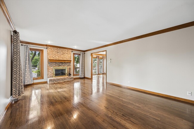 Photo - 5711 Fox Gate Ln