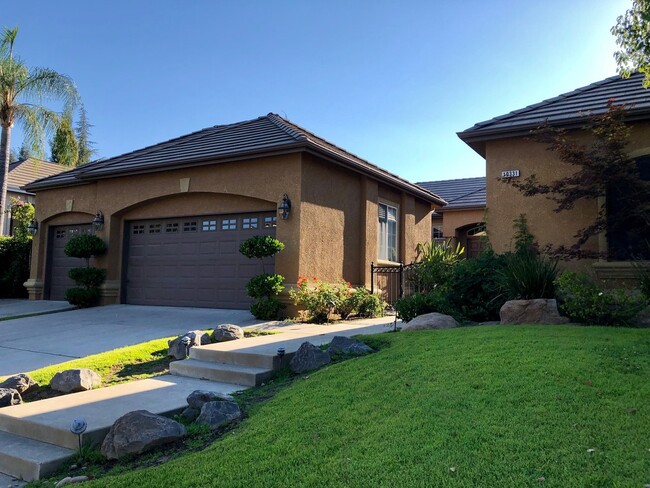 Spacious Four Bedroom Home in Clovis Unifi... - Spacious Four Bedroom Home in Clovis Unifi...