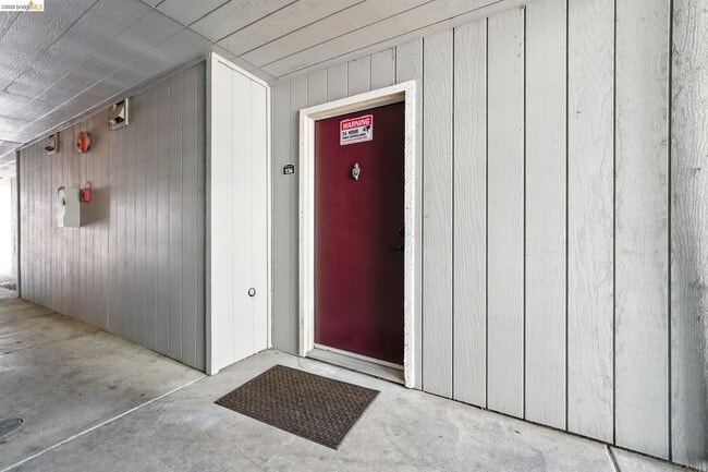 Building Photo - 1333 N Camino Alto Unit 136