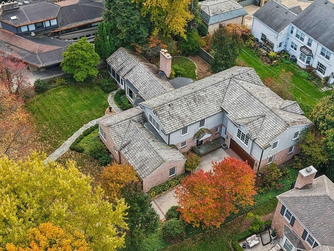 Photo - 5969 N Shore Dr