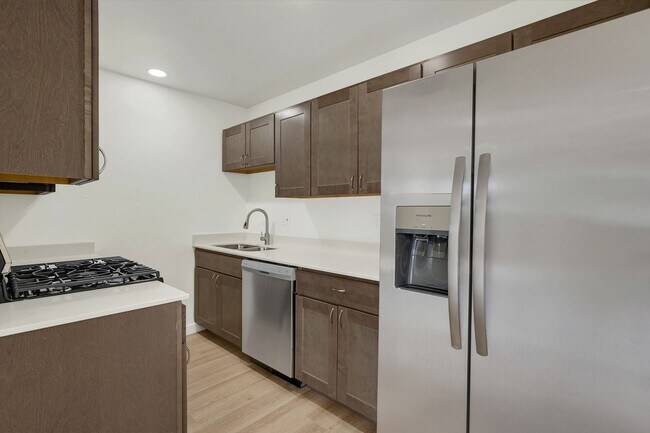 Photo - El Dorado Apartments