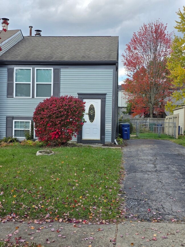 Building Photo - 3000 Essington Dr