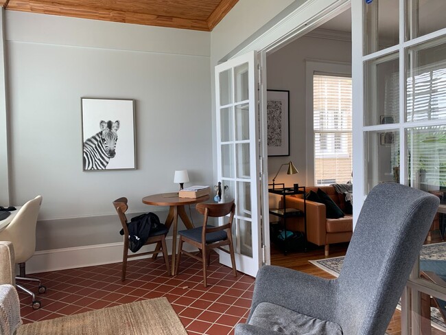 Photo - Historic 2 bdroom apt with Riverview