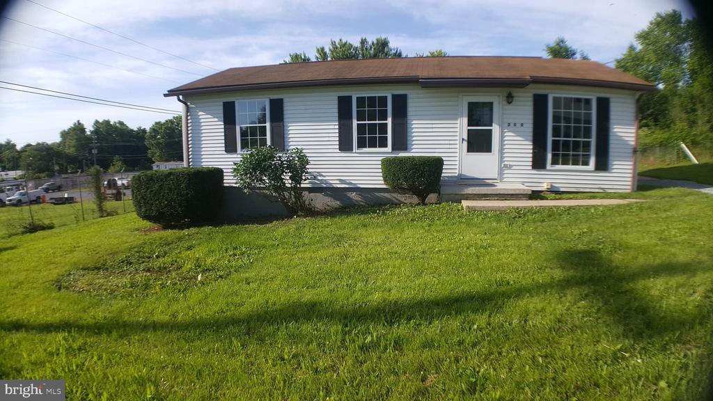 Photo - 200 Peach Tree Dr
