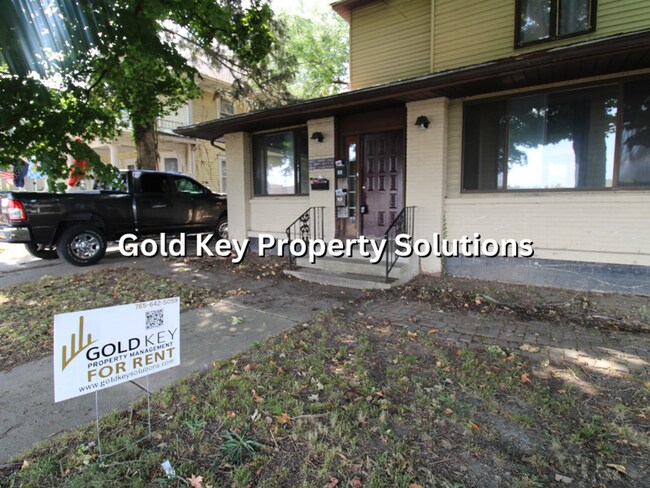 517-519 N Wheeling Ave