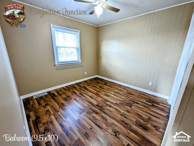 Photo - 22 E 35th St