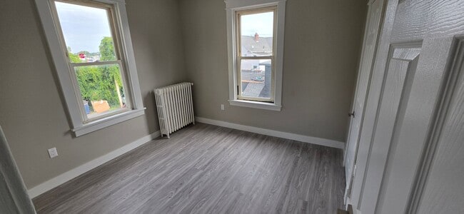 4 King Ave Unit 2