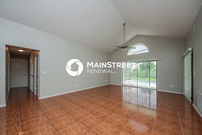 Photo - 3 Bedroom Pet-Friendly Home in ORLANDO, FL with Main Street Renewal